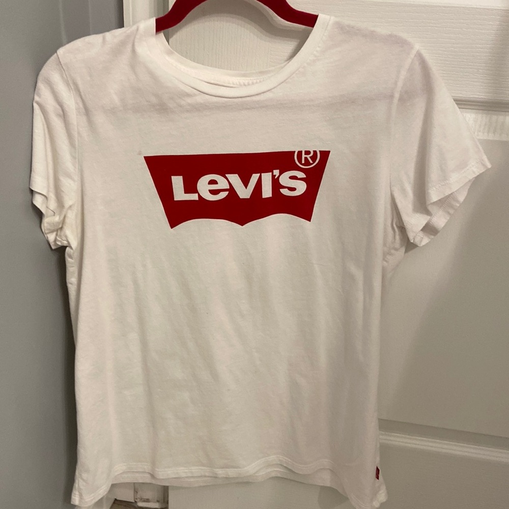 Levi’s T shirt